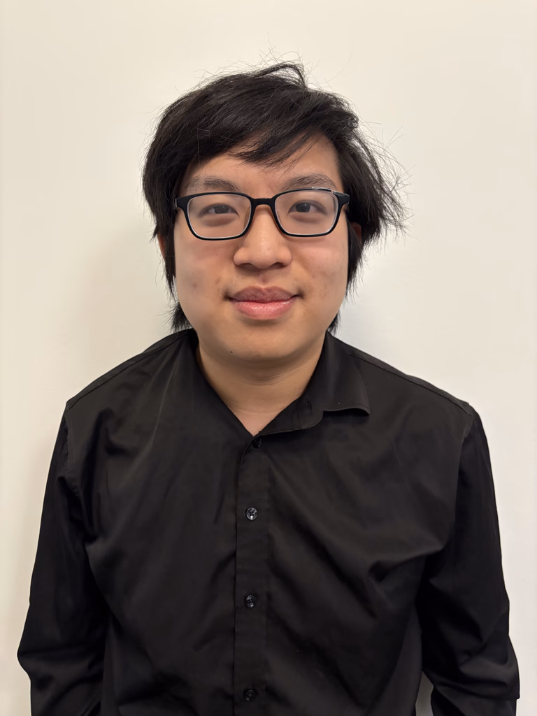 Portrait of Logan Tsai