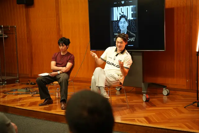 Arnold Hur and the moderator on stage at the Gen.G fireside chat