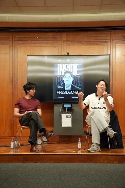 Arnold Hur and the moderator on stage at the Gen.G fireside chat