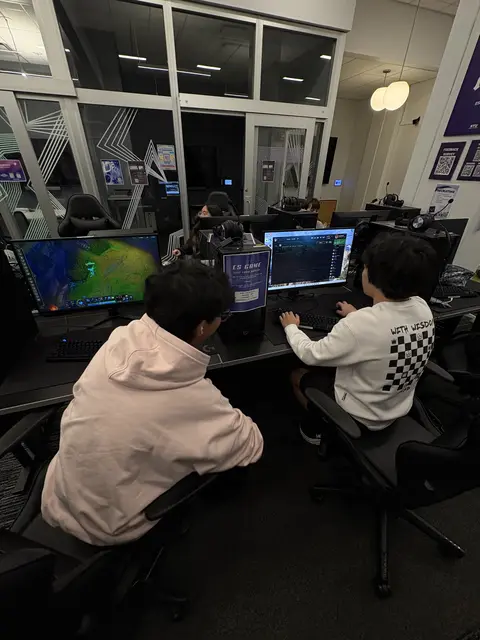 LEVEL UP! League of Legends: league community play