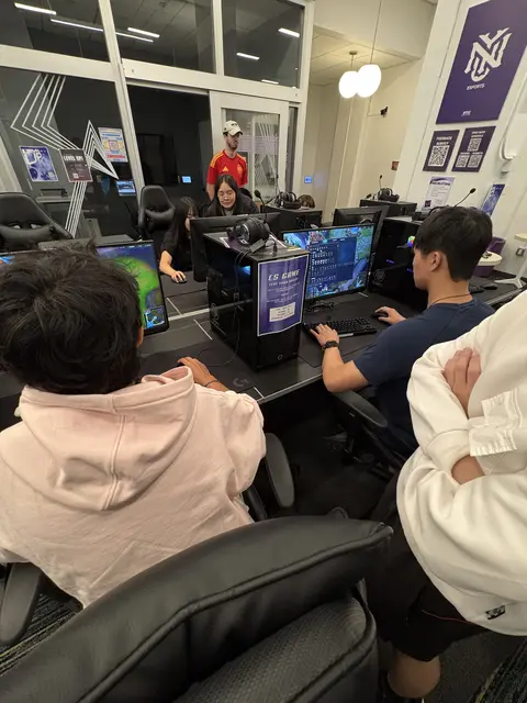 LEVEL UP! League of Legends: league community play